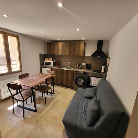 En Centre-ville * Castellane